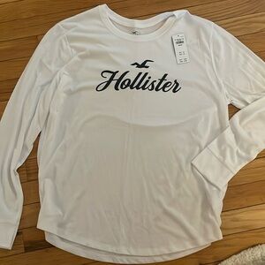 NWT Hollister Medium Long Sleeve White